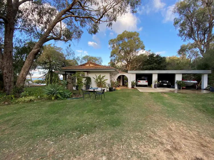 874 Estuary Road