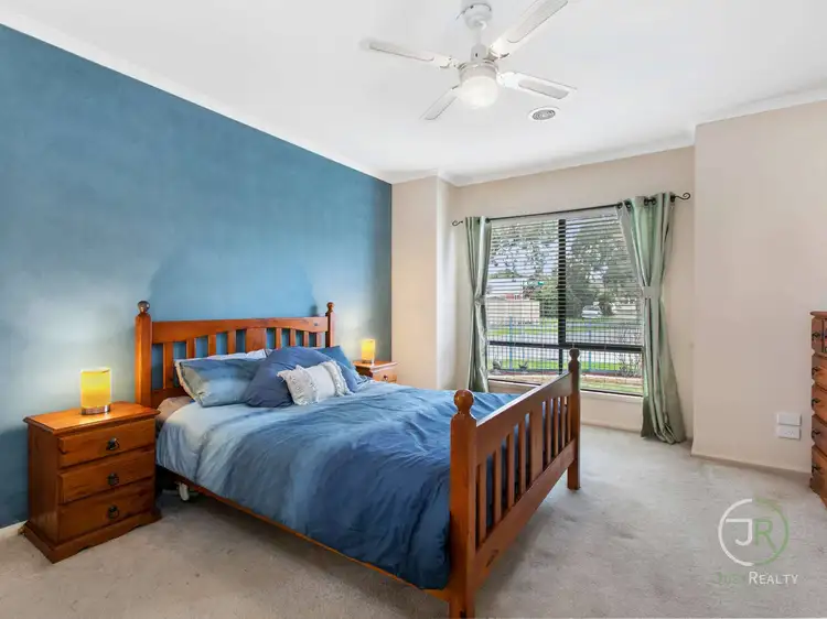 Sixth view of Homely house listing, 4 Amstel Mews, Cranbourne VIC 3977