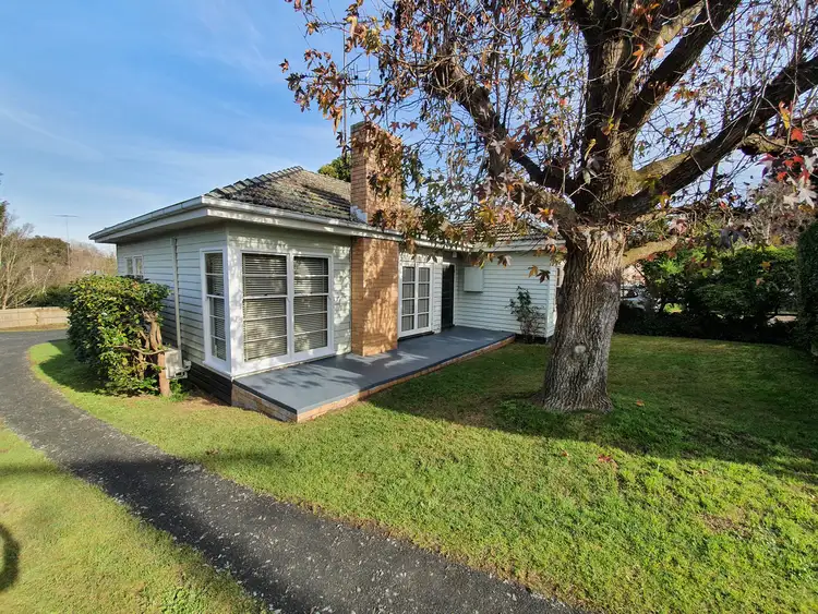 6 Henrietta Street, Warragul VIC 3820