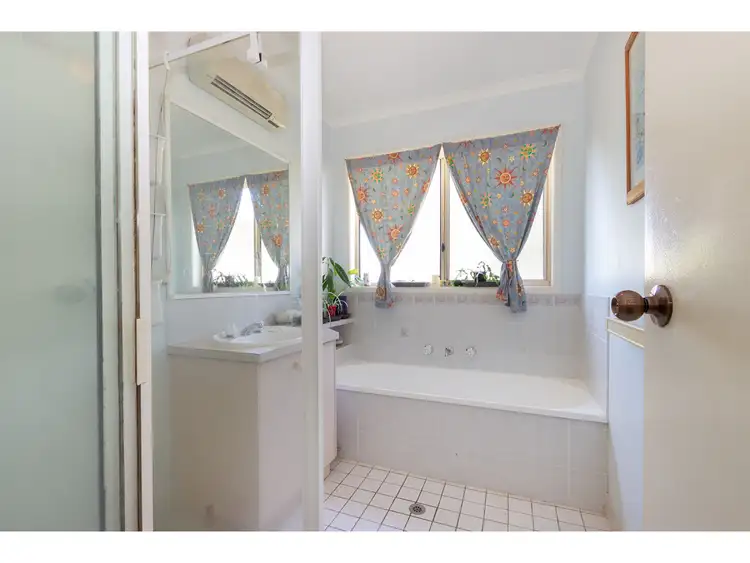 Sixth view of Homely house listing, 172 Golf Club Drive, Howlong NSW 2643