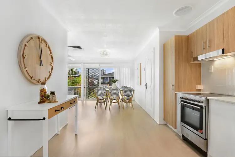 Main view of Homely apartment listing, 4/26 Leonard Avenue, Surfers Paradise QLD 4217