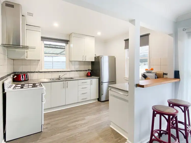 Fifth view of Homely house listing, 551 Webb Street, Lavington NSW 2641