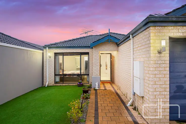 Second view of Homely house listing, 6 Florida Drive, Landsdale WA 6065