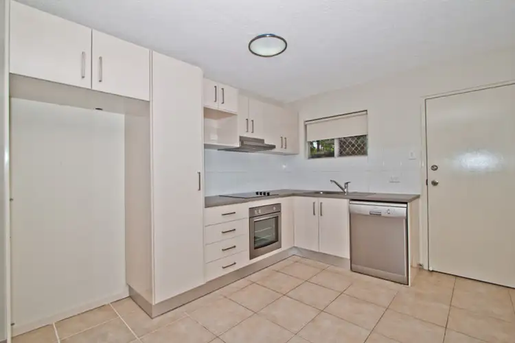Third view of Homely apartment listing, 2/42 William Parade, Fairfield QLD 4103