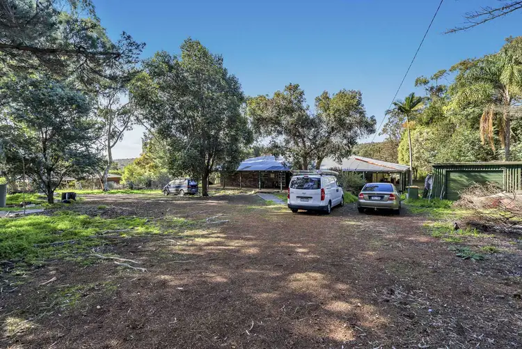 24 Nelson Street, Bedfordale WA 6112
