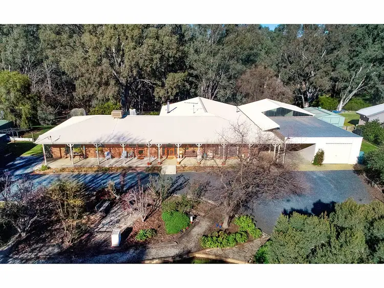 106 - 108 Short Street, Howlong NSW 2643