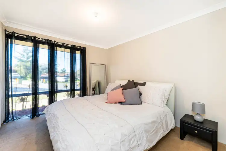 Fourth view of Homely house listing, 8a Tablo Court, South Lake WA 6164