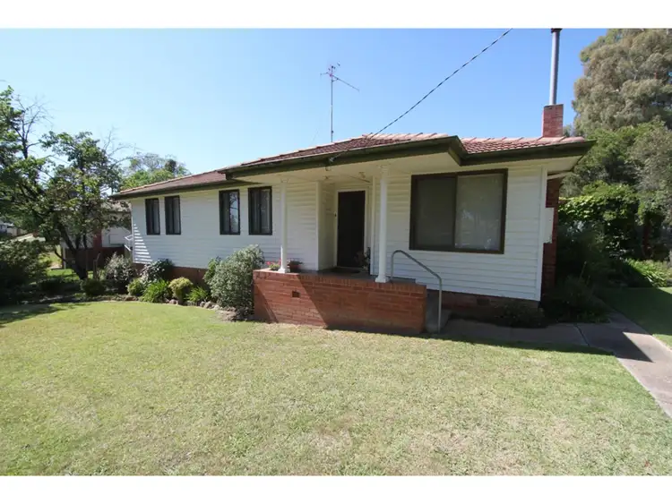 8 White Street, West Bathurst NSW 2795