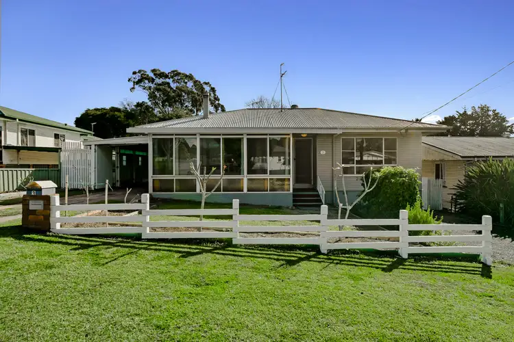 3 Eardley Street, Newtown QLD 4350