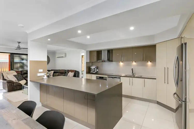 4 Rosella Street, Wellington Point QLD 4160