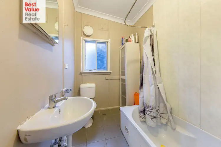 Fifth view of Homely house listing, 18 Pitcairn Avenue, Lethbridge Park NSW 2770