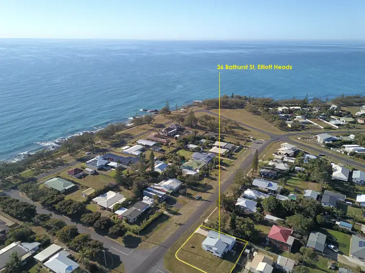 36 Bathurst Street, Elliott Heads QLD 4670