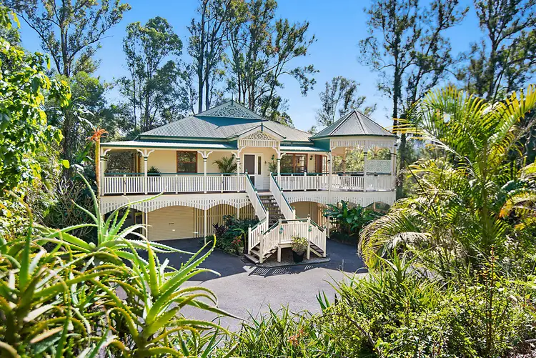 5 Pinbarren Place, Yugar QLD 4520