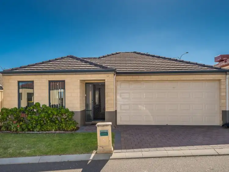 5 Kelso Close, Sinagra WA 6065
