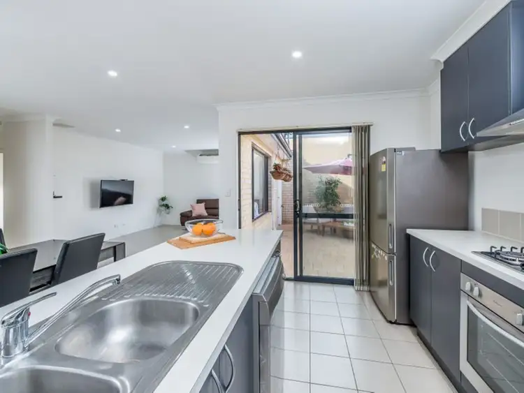 Seventh view of Homely house listing, 7 Jedburgh Loop, Sinagra WA 6065