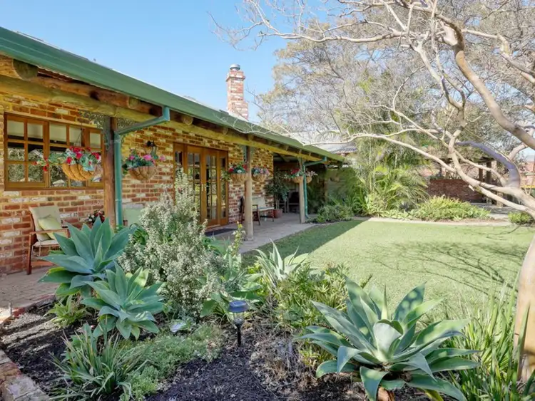 Third view of Homely house listing, 2 Lea Place, Sorrento WA 6020