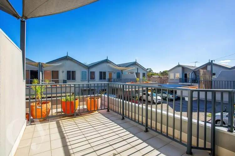 18/39 Simpson Street, Applecross WA 6153