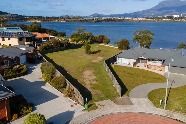 2 Francois Court, Old Beach TAS 7017