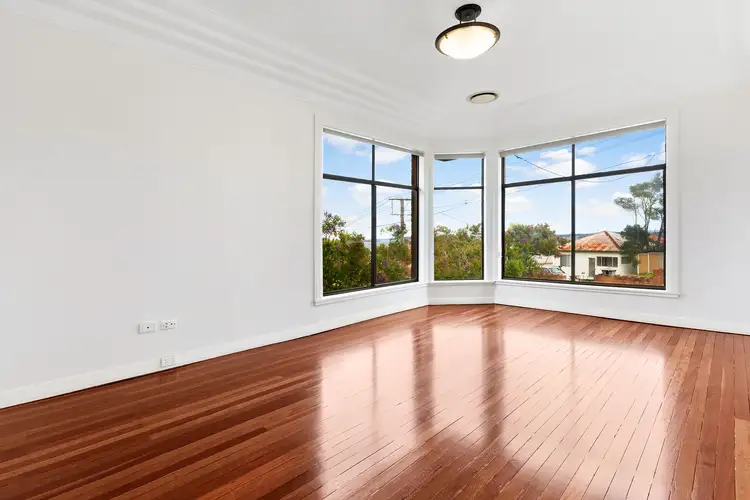 24 Vista Parade, Belmont NSW 2280