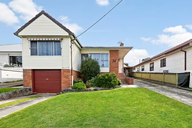 74 Joslin Street, Kotara NSW 2289