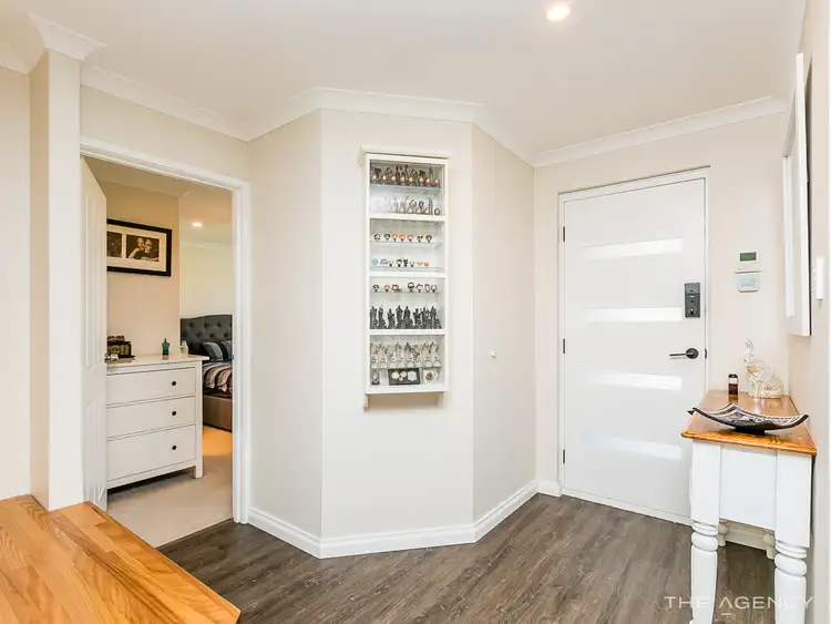 Second view of Homely house listing, 6 Sanford Court, Heathridge WA 6027