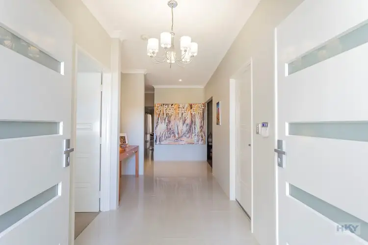 Fifth view of Homely house listing, 6 Millot Vista, Caversham WA 6055