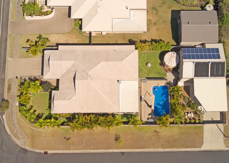 Second view of Homely house listing, 2 Collare Court, Urangan QLD 4655