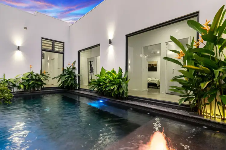 157 Truro Street, Urangan QLD 4655