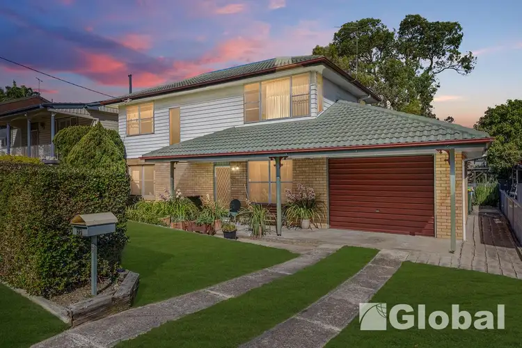 27 Glad Gunson Drive, Eleebana NSW 2282
