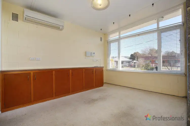 Fourth view of Homely house listing, 7 Holmes Avenue, Armidale NSW 2350