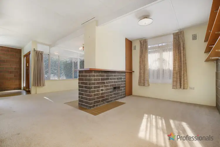 Sixth view of Homely house listing, 7 Holmes Avenue, Armidale NSW 2350