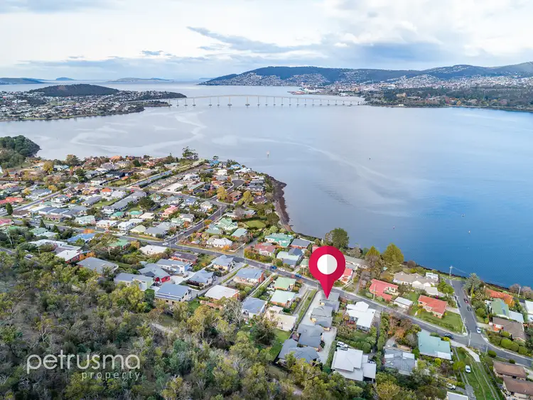 Main view of Homely house listing, 2/168 Derwent Avenue, Lindisfarne TAS 7015