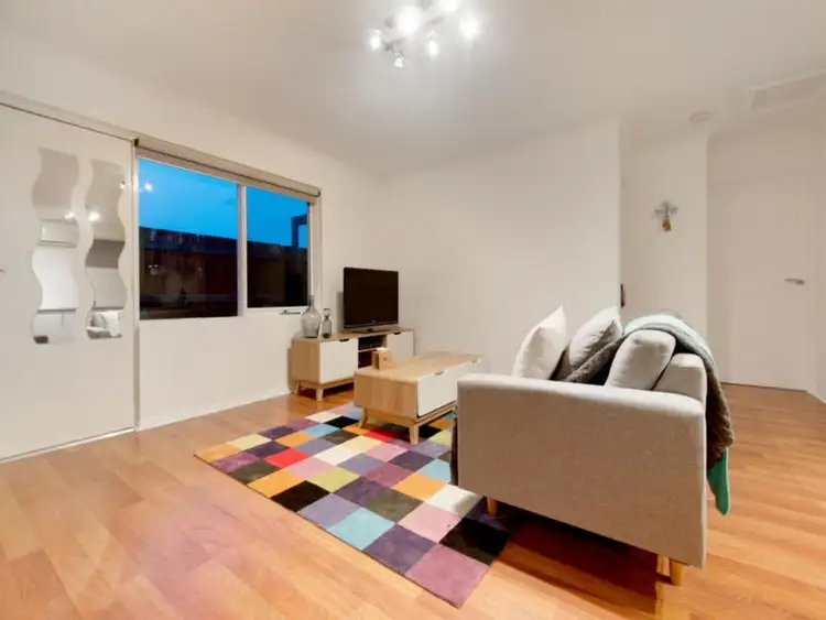 Second view of Homely unit listing, 6/9 Reid Street, Frankston VIC 3199