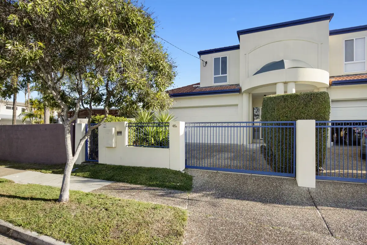 Main view of Homely semi-detached listing, 1/46 Albion Avenue, Miami QLD 4220