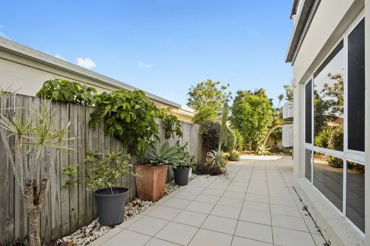 Sixth view of Homely semi-detached listing, 1/46 Albion Avenue, Miami QLD 4220