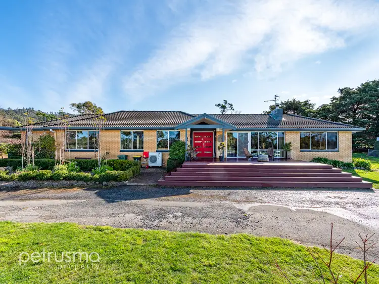 10 Roches Beach Road, Roches Beach TAS 7170