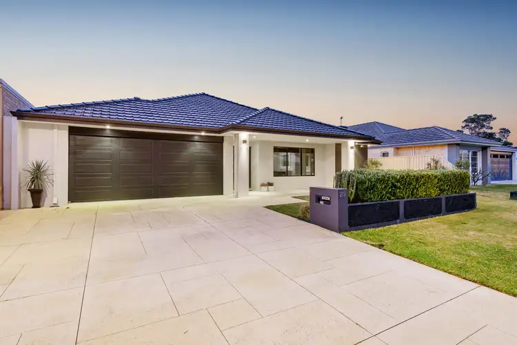 23 Plumeria Rise, Sinagra WA 6065