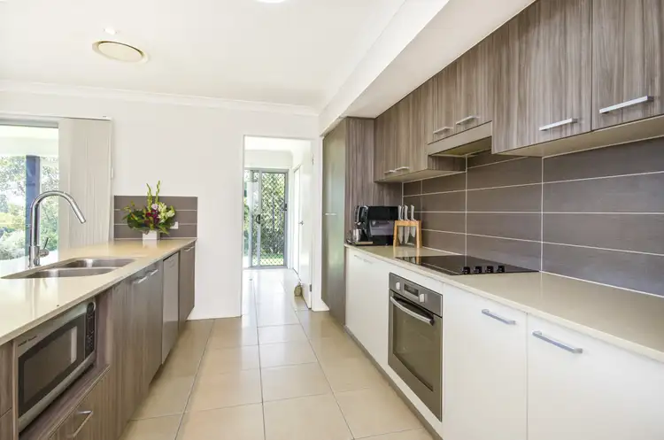 Third view of Homely house listing, 6 Carlsson Place, Kirkwood QLD 4680