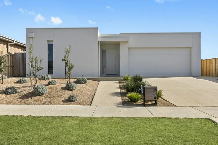 15 Cottage Crescent, Torquay VIC 3228