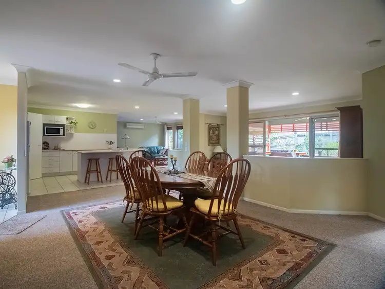 49 Cribb Road, Carindale QLD 4152
