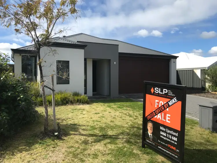 Main view of Homely house listing, 3 Haviland Mews, Banksia Grove WA 6031