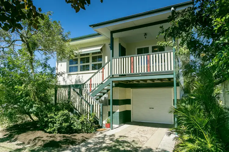 19 Ocean Street, Torquay QLD 4655
