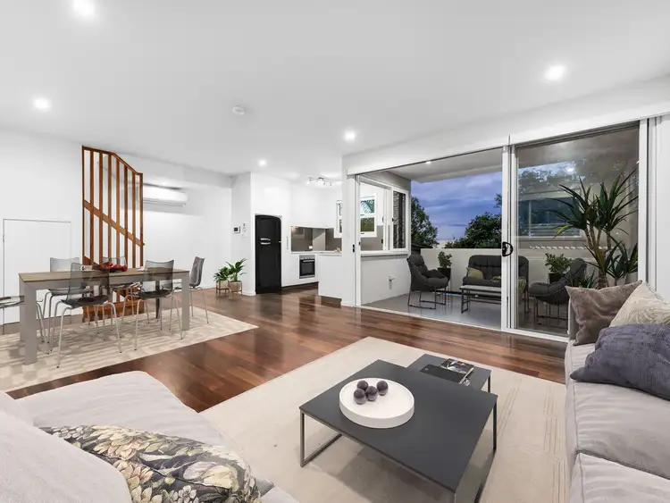 Main view of Homely townhouse listing, 4/24 View Street, Mount Gravatt East QLD 4122