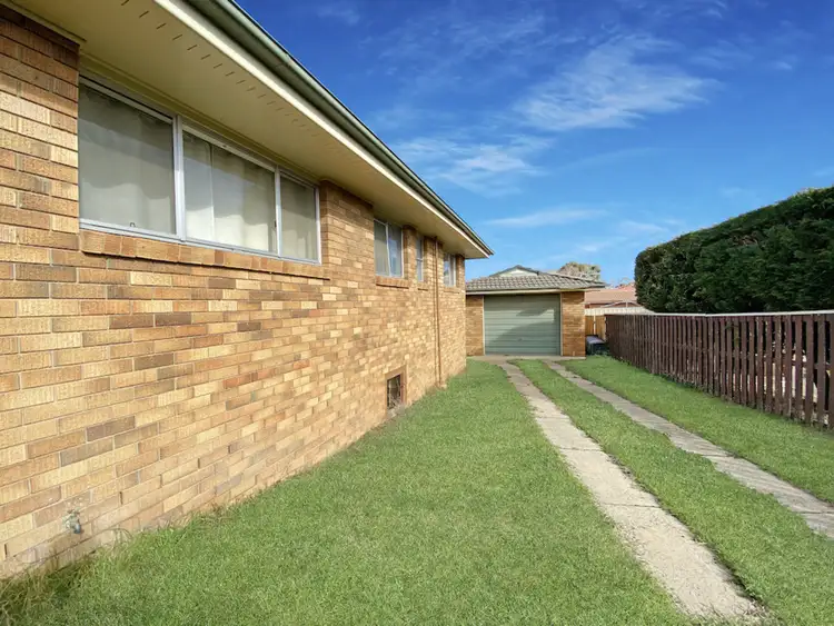 Fifth view of Homely house listing, 10 Howard Boulevard, Goulburn NSW 2580