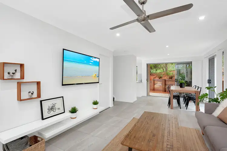 Fifth view of Homely townhouse listing, 4/19 Rees Court, Elanora QLD 4221