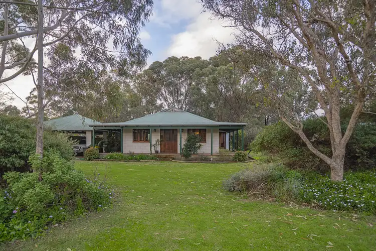 31 Kalgaritch Avenue, West Busselton WA 6280