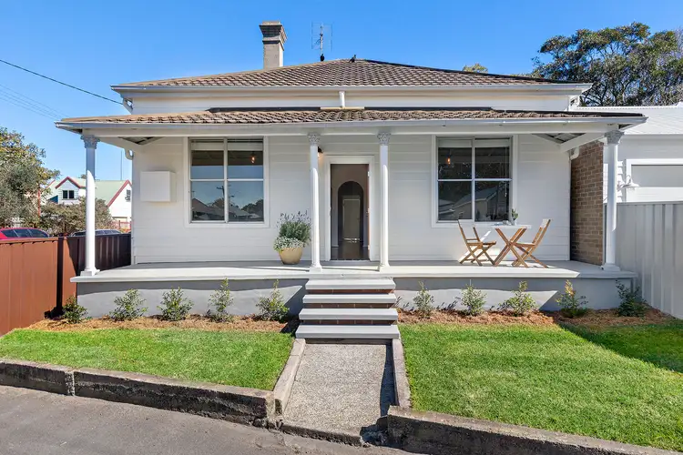 32 William Street, Tighes Hill NSW 2297