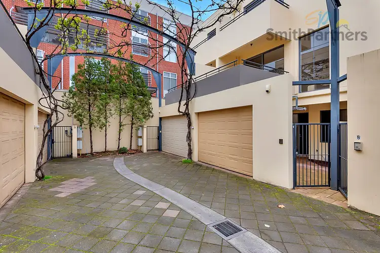 10 Farr Court, Adelaide SA 5000
