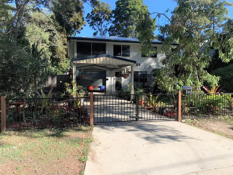 32 James Street, Coochiemudlo Island QLD 4184