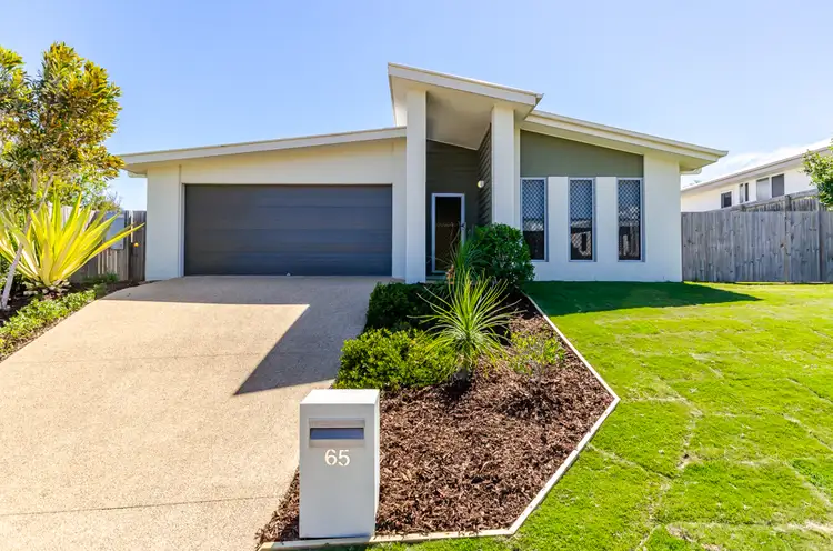65 Daintree Boulevard, New Auckland QLD 4680